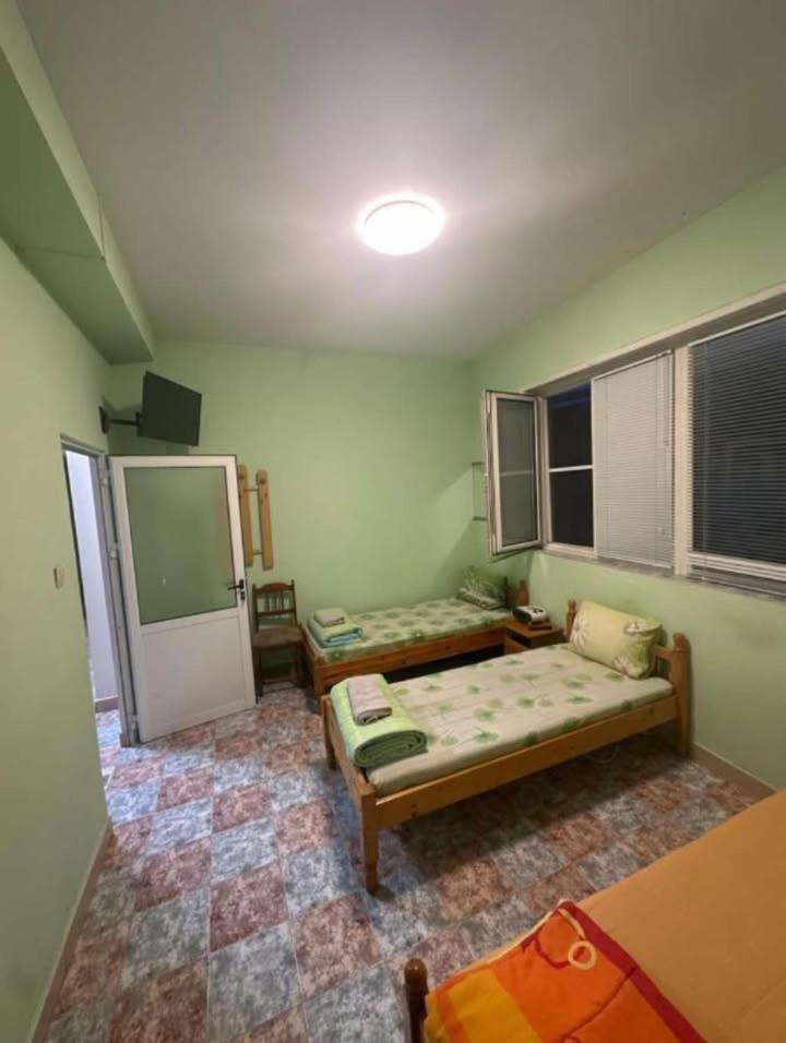 Хотел Елит Kostinbrod Exterior foto